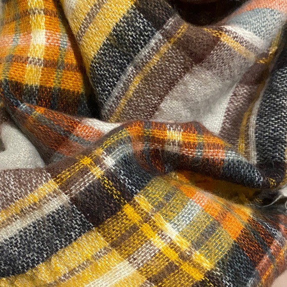 Plaid Blanket Scarf, Zara - Picture 2 of 4